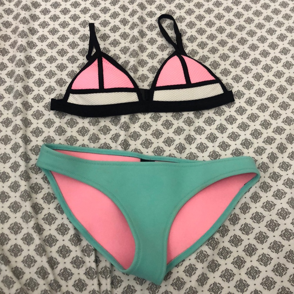 TRIANGL bikini